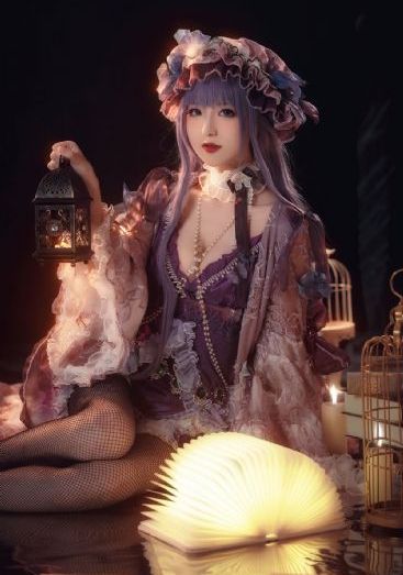 埋在她腿间h喝尿