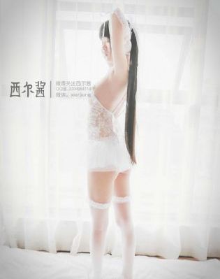 小媳妇看电视剧