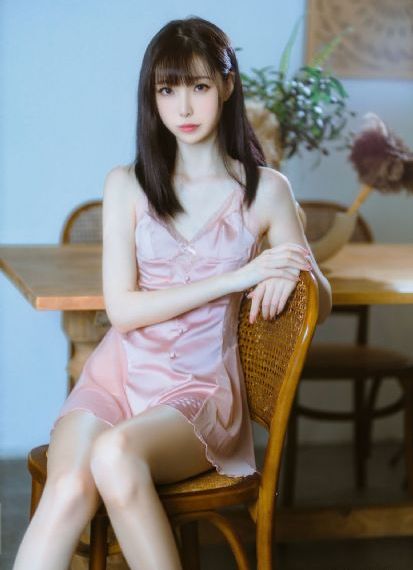 女邻居2