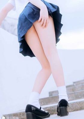 恸哭の女教 未久 在线