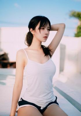 夜夜躁狠狠躁日日躁2002讲述