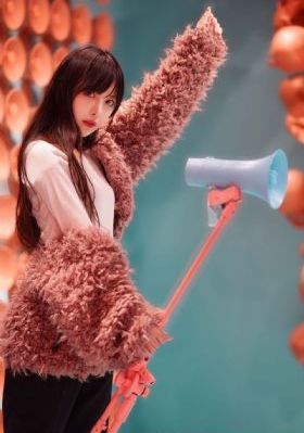 楼上的女人