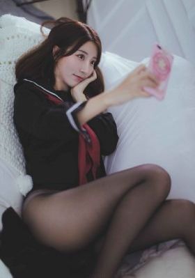 铁匠家的小卿卿